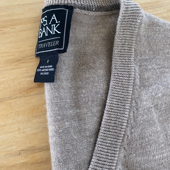 Pair of Joseph A Bank Traveler sweater size small - Picture 3 of 4